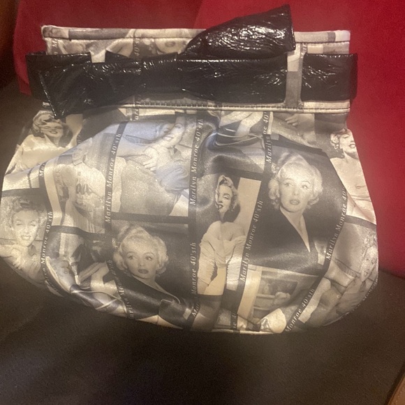 🆘 Bag Sale! Make an “OFFER!”‼️ - Picture 3 of 5